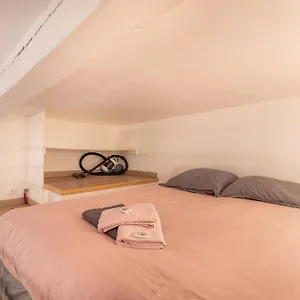 studio-cardeurs.aixenprovencehotels.org/