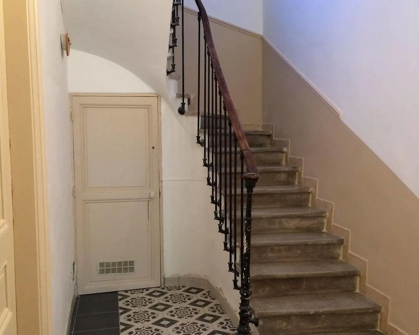 Residence Acapulco III Frejus 2*,